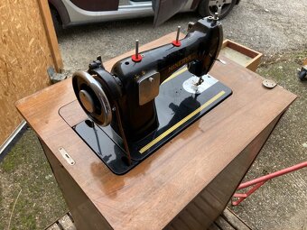 Šijací stroj Minerva - 4