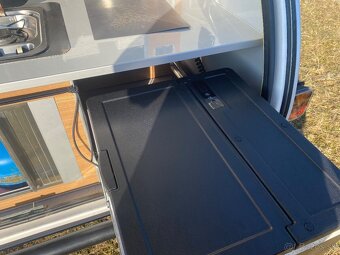 Predám Caretta 1500 - 4