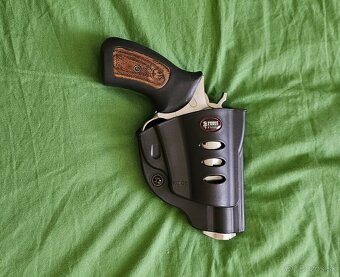 Ruger gp 100, 357 mag. - 4