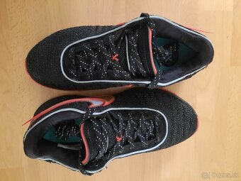 Basketbalové tenisky Nike LeBron 20 Trinity veľ. 40,5 - 4