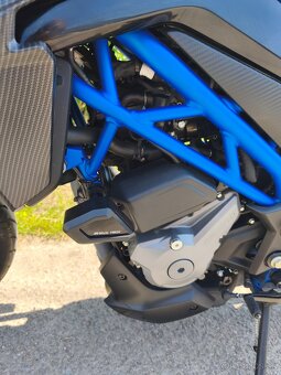 CF MOTO 300 NK 2022 - 4