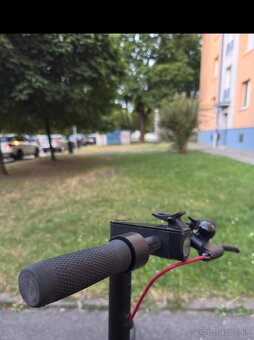 Elektrokolobežka Sencor Scooter ONE - nefunkčná batéria - 4