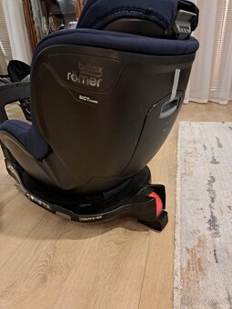 Predám autosedačku Britax römer dualfix - 4