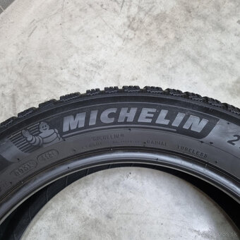 Zimné pneumatiky 215/55 R17 MICHELIN DOT4121 - 4