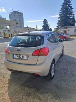 Kia Venga 1.4 CRDi 66kw (2011) - 4
