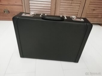 Čierny kožený kufrík - 4