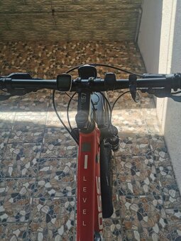 Kross Level 3.0 SR, hydraulické brzdy, Shimano Deore, Rám M - 4