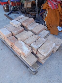 Predám značené tehly - 4