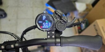 Elektrická kolobežka Kukirin M4 MAX - 4