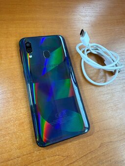 Samsung GALAXY a40 4/64GB - 4