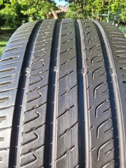 245/45 r19 letné pneumatiky - 4
