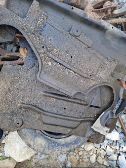 Kryt motora Mercedes Benz C, W203 - 4