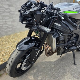 Kawasaki ZX6R ročník 2024 - 7300 km - 4