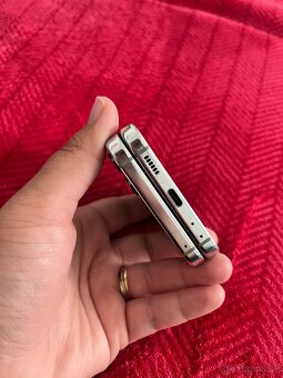 Samsung Galaxy ZFlip 5g 512gb - 4