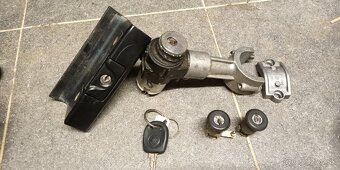 Škoda Felicia zámky , predfacelift, facelift - 4