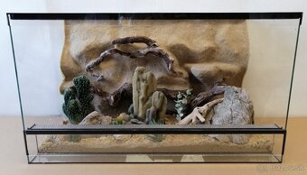 Terárium 70x40x40 s 3D stenou - 4