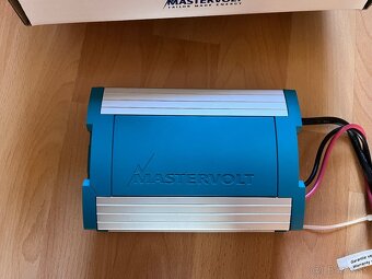 Mastervolt IVO Smart Mass 24/6 Charger - 4
