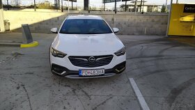 Opel Insignia country tourer CT 2.0 CDTI S&S Exclusive 4x4 - 4