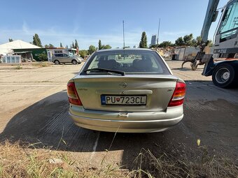 Predám Opel astra G hatchback 1.6 16v 74kw 2003 - 4
