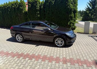 Opel Astra 1,6i TT Kabrio pravidel. servi benzín manuál - 4