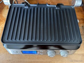 Kontaktny gril Delonghi CGH1020D - 4