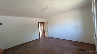 Predáme malý rodinný dom - 4