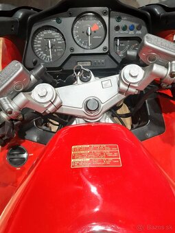 Honda Vfr750F rc36 - 4