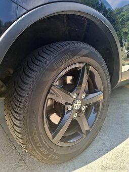 Volkswagen Touareg - 4