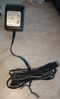 nabíjačka k holiacemu strojčeku - 4