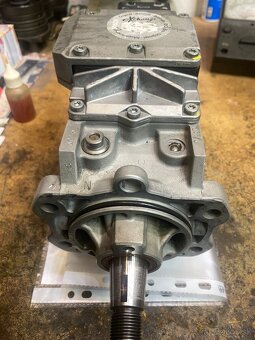 Vstrekovacie cerpadlo Cummins V6 - 4