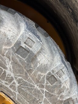 Na prodej: Kolový nakladač CAT 908 (2018) - 4