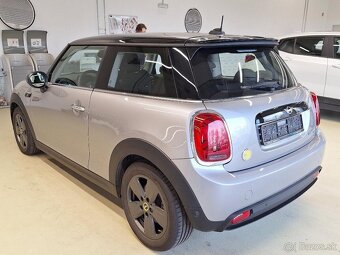 🚗 MINI Cooper SE (ELEKTRO) – MODEL 2024 - 4