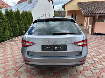 Škoda Superb III Combi 2.0 TDI 110kw Dsg Led 132 407km - 4