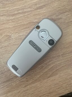 Alcatel OT735 - 4