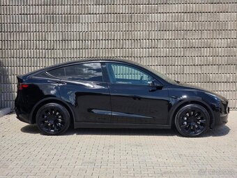 TESLA MODEL Y FACELIFT BLACK on BLACK LONG RANGE,DUAL MOTOR, - 4