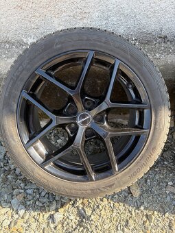 Borbet Zimna sada 235/45 R17 - 4