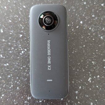 Kamera Insta360 X2 - 4