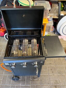 predám plynový gril - 4