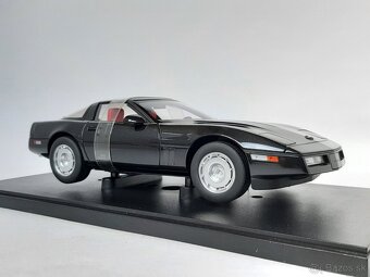 1:18 - Chevrolet Corvette / C4 (1986) - AUTOart - 1:18 - 4