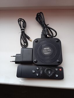 Samsung full HD TV+android box - 4