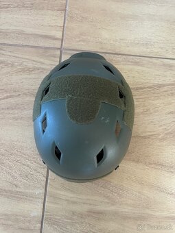 Taktická airsoft prilba - 4
