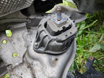 Rozpredám BMW e87 118d 90kw - 4