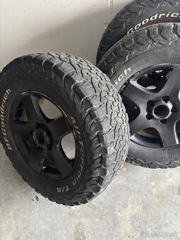 Predám bfgoodrich allterain + disky na touareg - 4