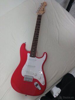 Elektrická gitara Fender Squier Stratocaster a príslušenstvo - 4