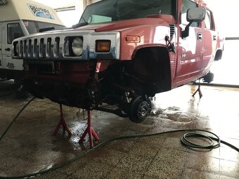 Hummer - 4