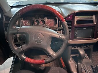 Predam Mirsubishi Pajero V60 - 4