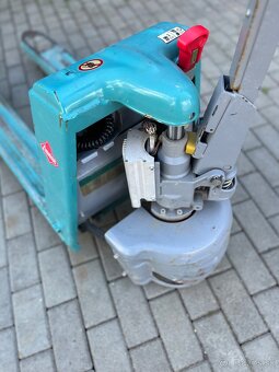 Ručne vedený elektrický paletový vozík 1,3 Ton - 4