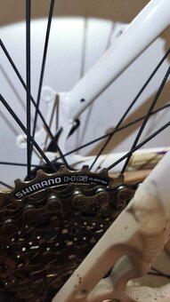 Dámsky trekingový bicykel talianskej značky Lombardo - 4