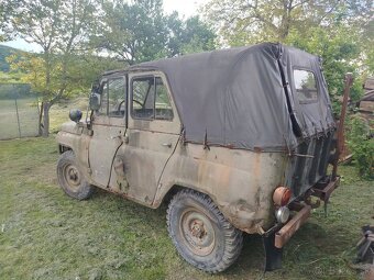 Uaz 469 - 4
