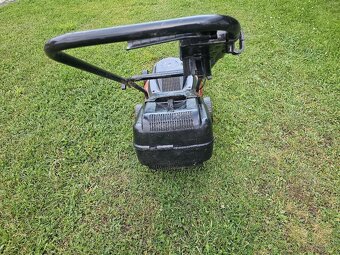 KOSACKA S KOSOM NA TRAVU 1600W - 4